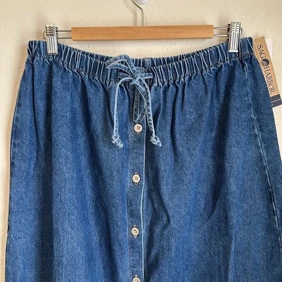 Sag Harbor Denim Skirt - Picture 3 of 8